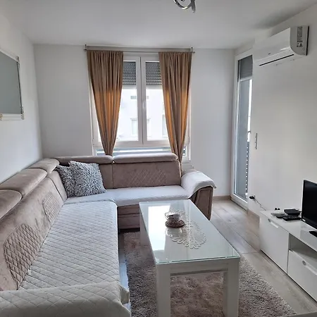 Apartman-centar-bugojno * 布戈伊诺